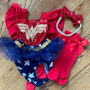 baby wonder woman.